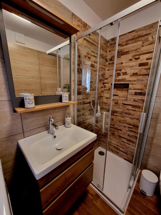 Retro Chic Studio PUY Exterior foto