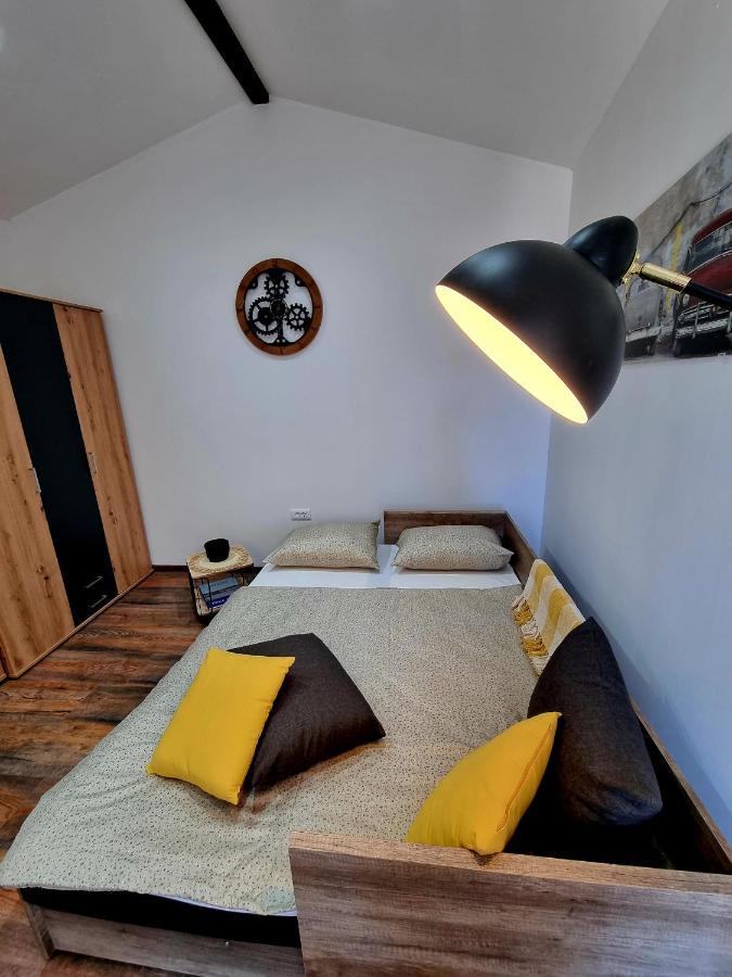 Retro Chic Studio PUY Exterior foto