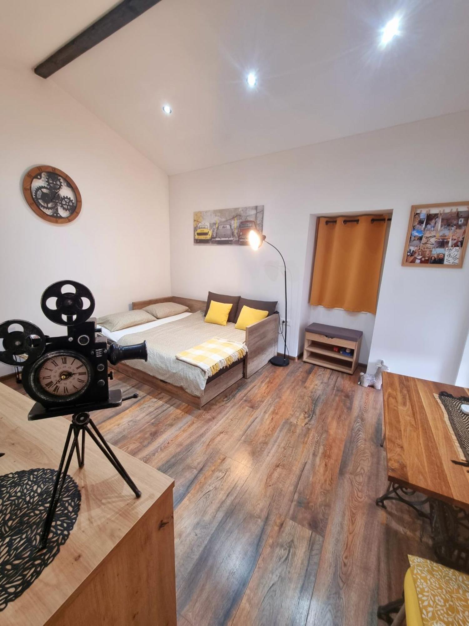 Retro Chic Studio PUY Exterior foto